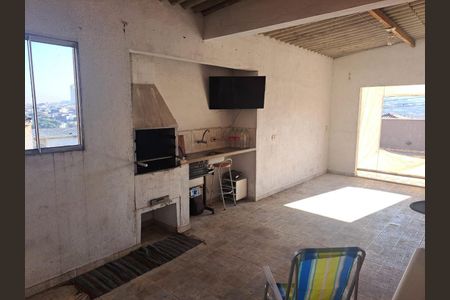 AREA INTERNA de casa à venda com 3 quartos, 160m² em Novo Osasco, Osasco