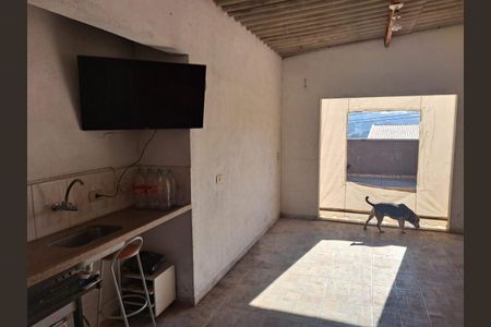 Casa à venda com 160m², 3 quartos e 2 vagas Casa à venda com 160m², 3 quartos e 2 vagasTERRAÇO