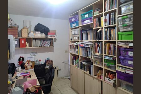 Casa à venda com 160m², 3 quartos e 2 vagas Casa à venda com 160m², 3 quartos e 2 vagasESCRITÓRIO