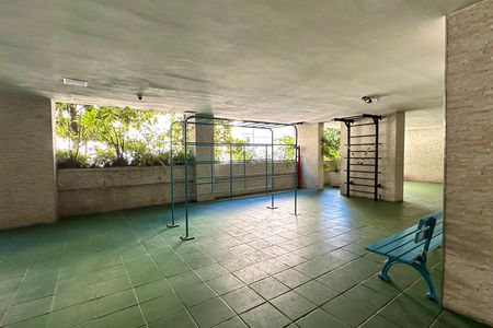 Apartamento à venda com 71m², 2 quartos e 2 vagas