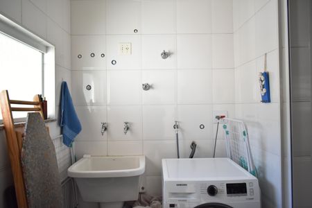 Casa à venda com 400m², 4 quartos e 6 vagasÁrea de Serviço