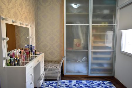 Casa à venda com 400m², 4 quartos e 6 vagasSuíte 1