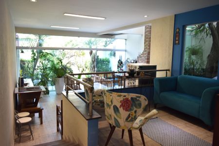 Casa à venda com 400m², 4 quartos e 6 vagasÁrea gourmet