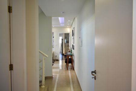 Casa à venda com 400m², 4 quartos e 6 vagasCorredor