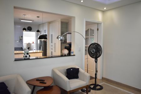 Casa à venda com 400m², 4 quartos e 6 vagasSala 2