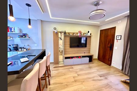 Sala de apartamento à venda com 2 quartos, 53m² em Vila Tijuco, Guarulhos