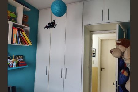 DORMITORIO de casa à venda com 3 quartos, 251m² em Quitaúna, Osasco