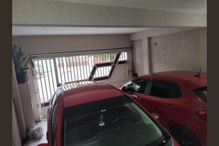 Casa à venda com 251m², 3 quartos e 2 vagas Casa à venda com 251m², 3 quartos e 2 vagasGARAGEM