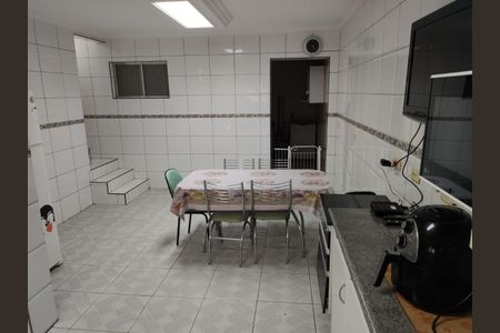 Casa à venda com 251m², 3 quartos e 2 vagas Casa à venda com 251m², 3 quartos e 2 vagasCOZINHA