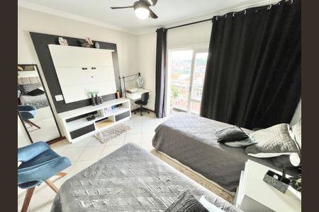 Casa à venda com 480m², 5 quartos e 5 vagasQuarto de Visitas
