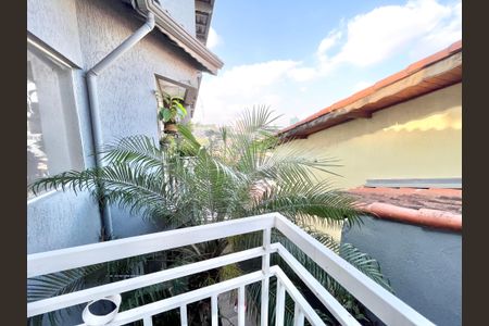 Casa à venda com 480m², 5 quartos e 5 vagasQuarto 2 - Suíte Varanda