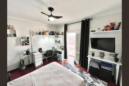 Casa à venda com 480m², 5 quartos e 5 vagasQuarto 4 - Suíte