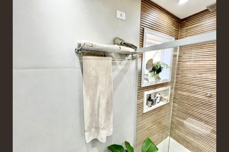 Casa à venda com 480m², 5 quartos e 5 vagasBanheiro da Suíte 1