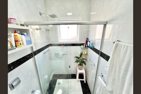 Casa à venda com 480m², 5 quartos e 5 vagasBanheiro da Suíte 3