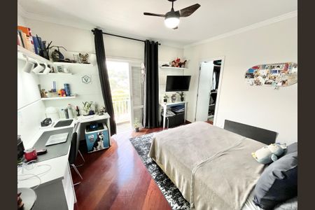 Casa à venda com 480m², 5 quartos e 5 vagasQuarto 4 - Suíte
