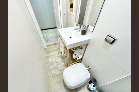 Casa à venda com 480m², 5 quartos e 5 vagasBanheiro