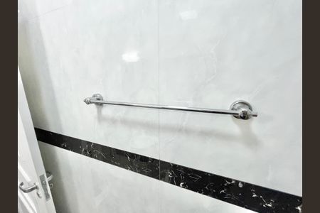 Casa à venda com 480m², 5 quartos e 5 vagasBanheiro da Suíte 2