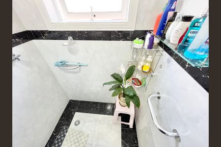 Casa à venda com 480m², 5 quartos e 5 vagasBanheiro da Suíte 3