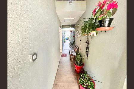 Casa à venda com 480m², 5 quartos e 5 vagasCorredor