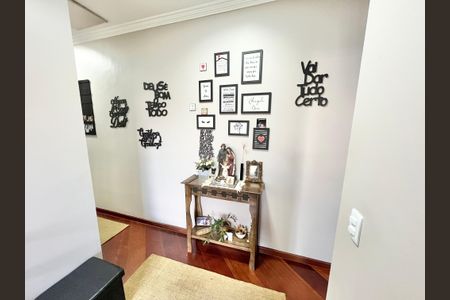 Casa à venda com 480m², 5 quartos e 5 vagasCorredor