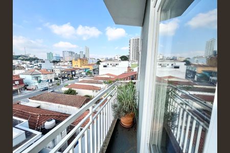 Casa à venda com 480m², 5 quartos e 5 vagasQuarto de Visitas Varanda