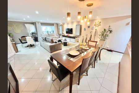 Sala de casa para alugar com 5 quartos, 480m² em Água Fria, São Paulo