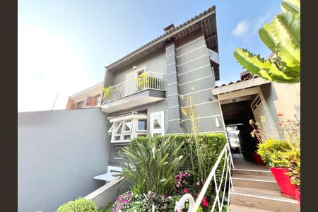 Casa à venda com 480m², 5 quartos e 5 vagasJardim / Entrada