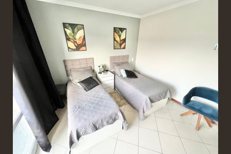 Casa à venda com 480m², 5 quartos e 5 vagasQuarto de Visitas