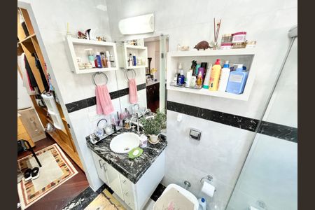 Casa à venda com 480m², 5 quartos e 5 vagasBanheiro da Suíte 3