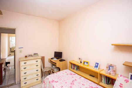 Casa à venda com 96m², 5 quartos e 2 vagasQuarto 2 Casa 1