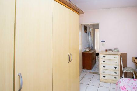 Casa à venda com 96m², 5 quartos e 2 vagasQuarto 2 Casa 1