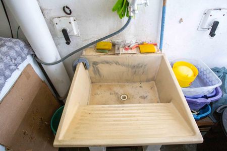 Casa à venda com 96m², 5 quartos e 2 vagasÁrea de Serviço Casa 1