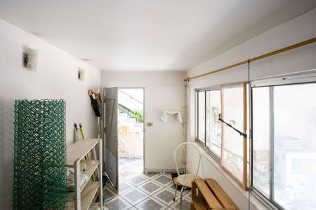 Casa à venda com 96m², 5 quartos e 2 vagasQuarto de Serviço