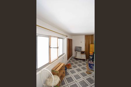 Casa à venda com 96m², 5 quartos e 2 vagasQuarto de Serviço