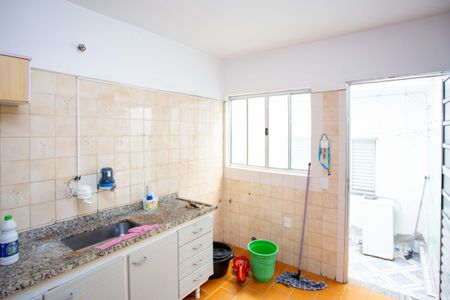 Casa à venda com 96m², 5 quartos e 2 vagasCozinha Casa 3