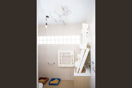 Casa à venda com 96m², 5 quartos e 2 vagasBanheiro da Suite 