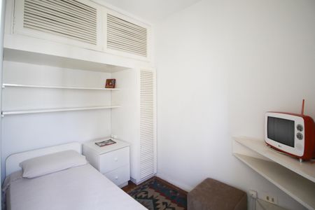 Apartamento para alugar com 410m², 3 quartos e 1 vaga Apartamento para alugar com 410m², 3 quartos e 1 vagaQuarto de Serviço