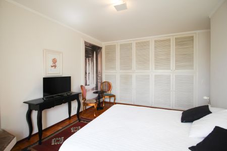 Apartamento para alugar com 410m², 3 quartos e 1 vaga Apartamento para alugar com 410m², 3 quartos e 1 vagaSuíte 2