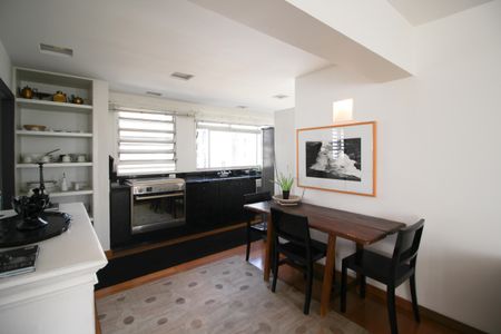 Apartamento para alugar com 410m², 3 quartos e 1 vaga Apartamento para alugar com 410m², 3 quartos e 1 vagaCozinha 1