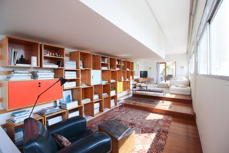 Apartamento para alugar com 410m², 3 quartos e 1 vaga Apartamento para alugar com 410m², 3 quartos e 1 vagaSala 3