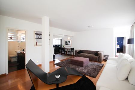 Apartamento para alugar com 410m², 3 quartos e 1 vaga Apartamento para alugar com 410m², 3 quartos e 1 vagaSala 1