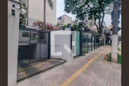 Apartamento para alugar com 410m², 3 quartos e 1 vaga Apartamento para alugar com 410m², 3 quartos e 1 vagaFachada