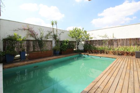 Apartamento para alugar com 410m², 3 quartos e 1 vaga Apartamento para alugar com 410m², 3 quartos e 1 vagaPiscina Coberta Privativo