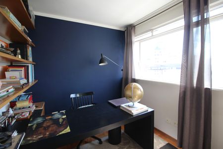 Apartamento para alugar com 410m², 3 quartos e 1 vaga Apartamento para alugar com 410m², 3 quartos e 1 vagaQuarto