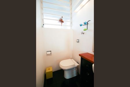 Apartamento para alugar com 410m², 3 quartos e 1 vaga Apartamento para alugar com 410m², 3 quartos e 1 vagaBanheiro