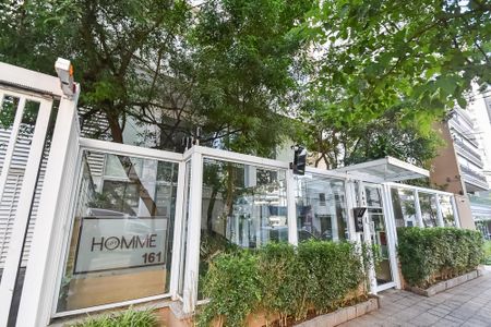 Studio para alugar com 43m², 1 quarto e 1 vaga Studio para alugar com 43m², 1 quarto e 1 vagaFachada