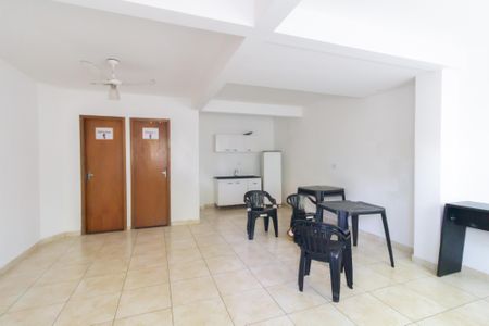Apartamento para alugar com 48m², 2 quartos e sem vagaÁrea comum - Salão de festas