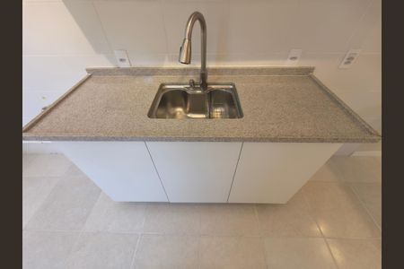 Apartamento à venda com 2 quartos, 45m² em Camorim, Rio de Janeiro