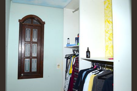 Casa para alugar com 220m², 1 quarto e 1 vagaCloset da suíte