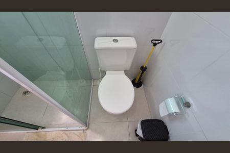 Apartamento à venda com 140m², 3 quartos e 2 vagas Apartamento à venda com 140m², 3 quartos e 2 vagasBanheiro da suíte